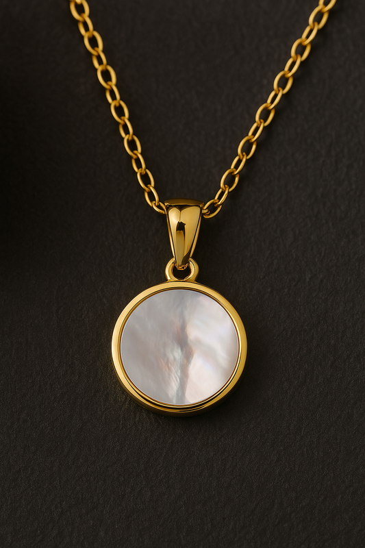 Horizon Pearl Necklace