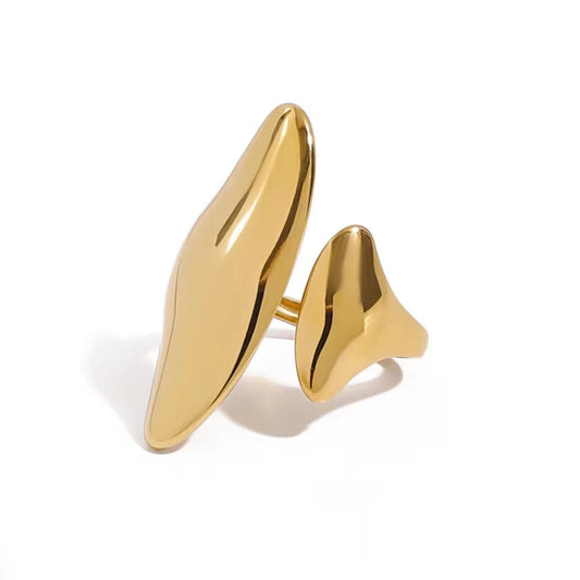 The Oro Sculpture Ring Adjustable