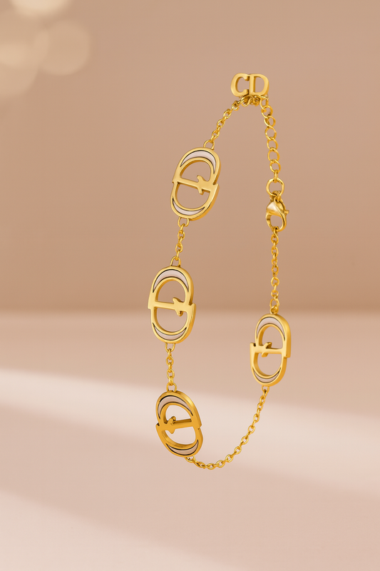 Signature Link Bracelet