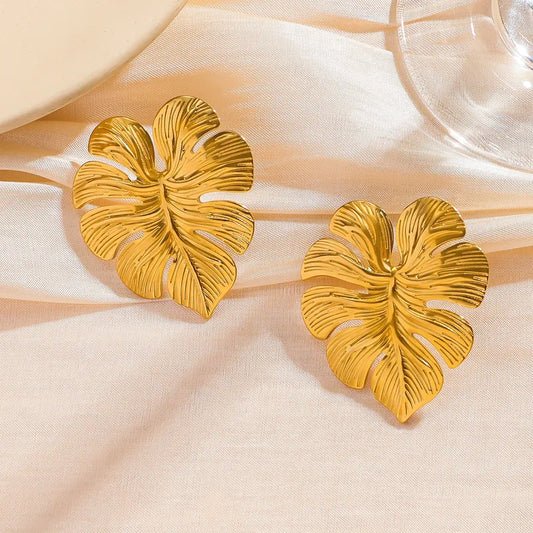 Golden Leaf Ring Adjustable