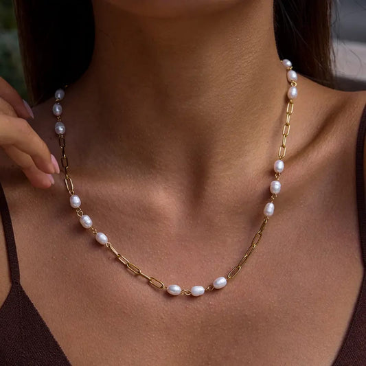 Golden Drift Necklace