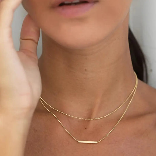 Linea Bar Necklace