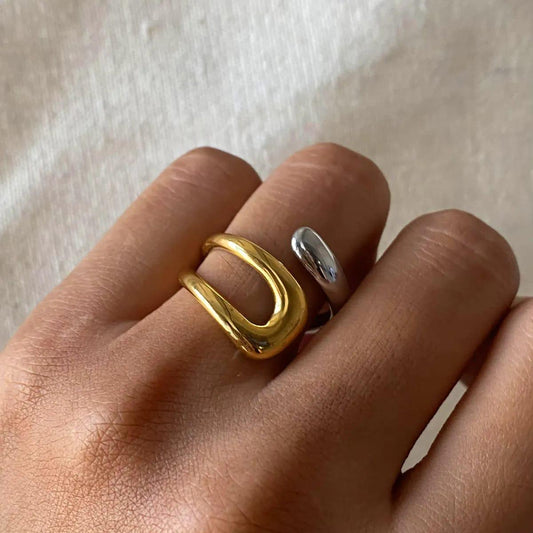 Golden Arc Ring Adjustable