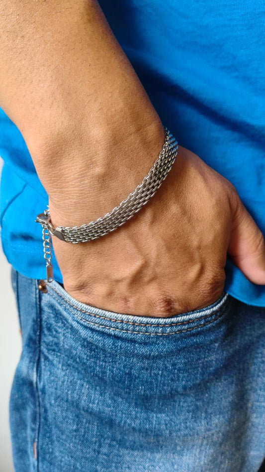Signature Mesh Bracelet (Silver)