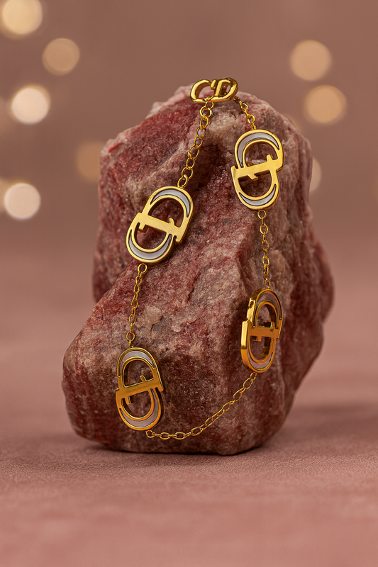 Signature Link Bracelet