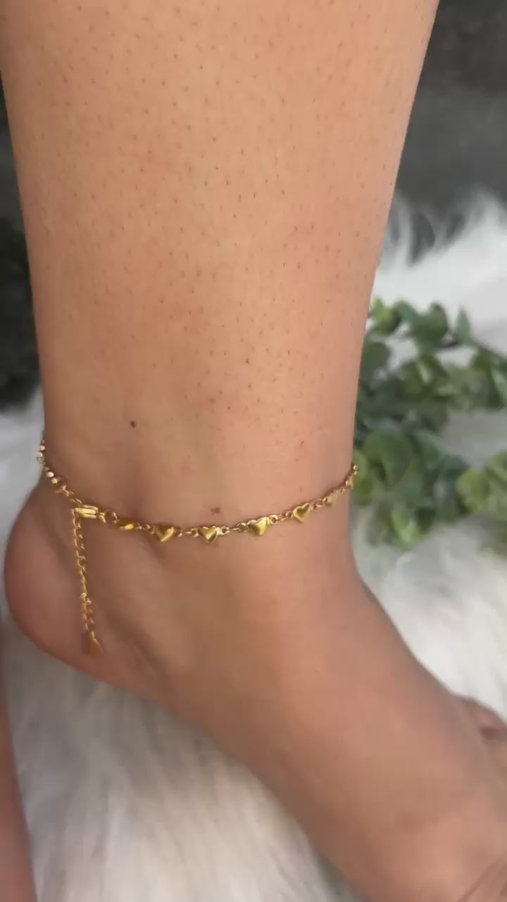 Golden Hearts Anklet