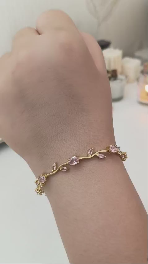Pretty Pink Tulip Bracelet