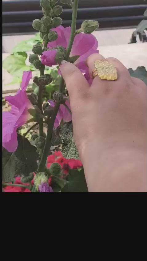 golden ripple ring